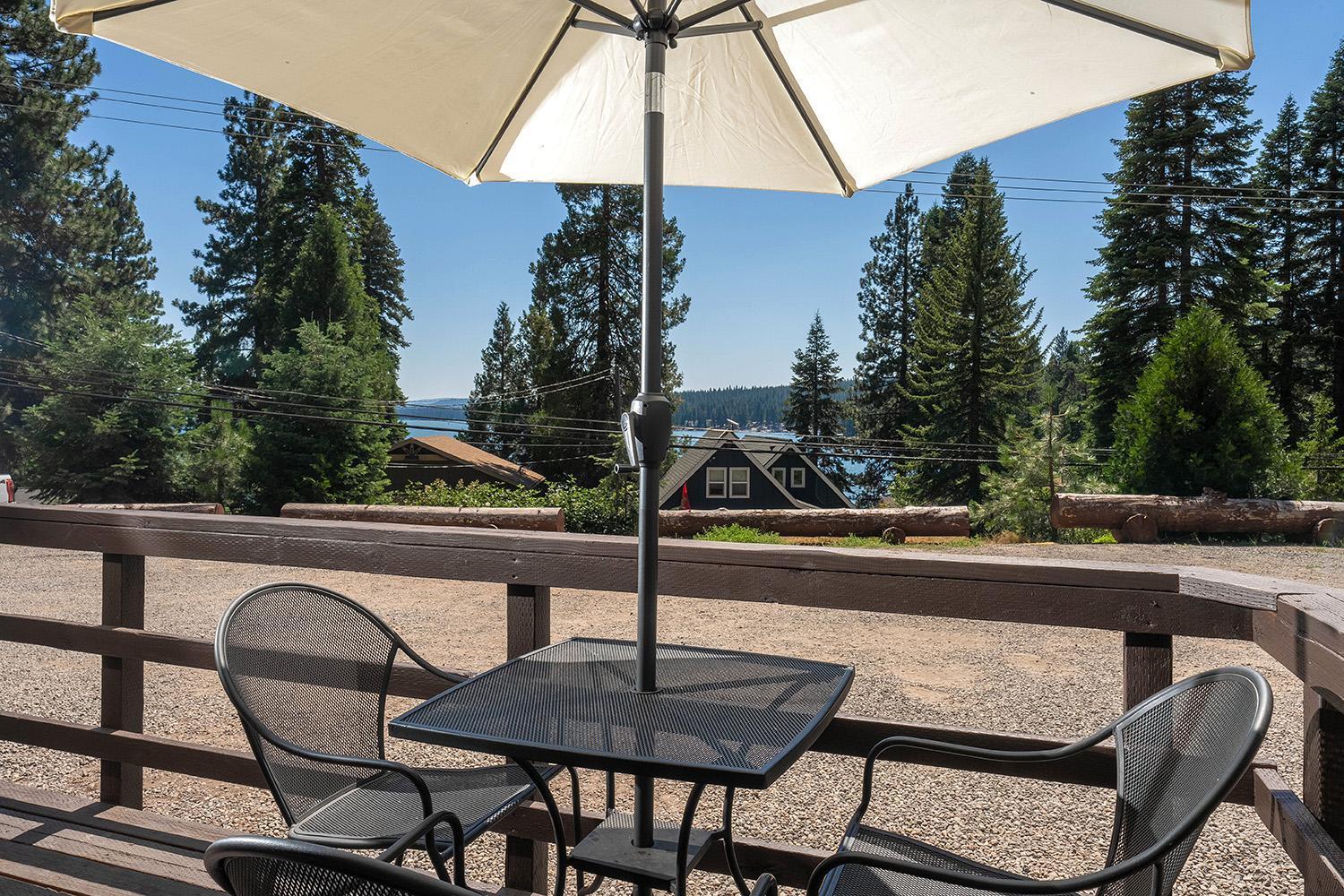 Camp Almanor At Big Springs Hotell Westwood Exteriör bild