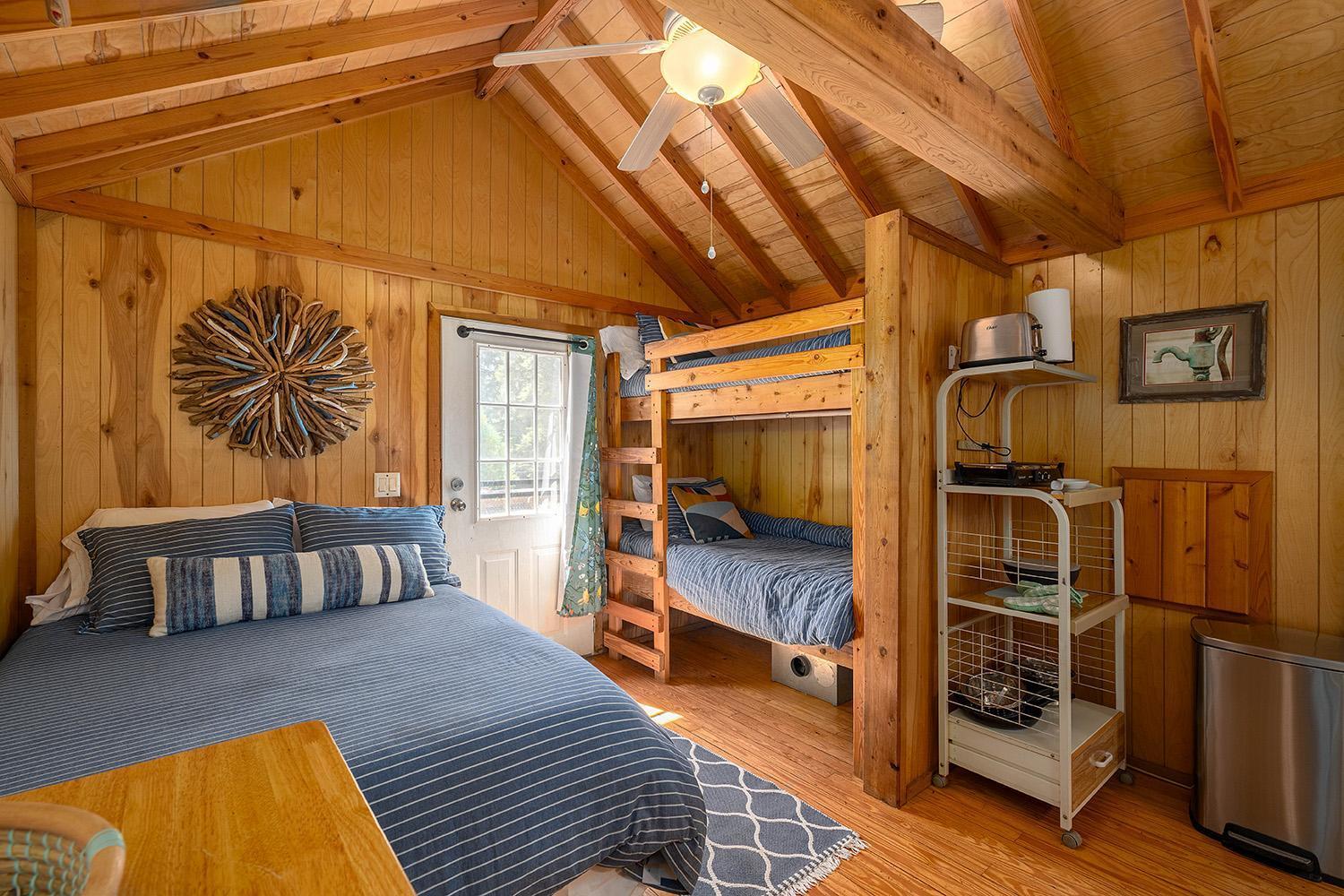 Camp Almanor At Big Springs Hotell Westwood Exteriör bild