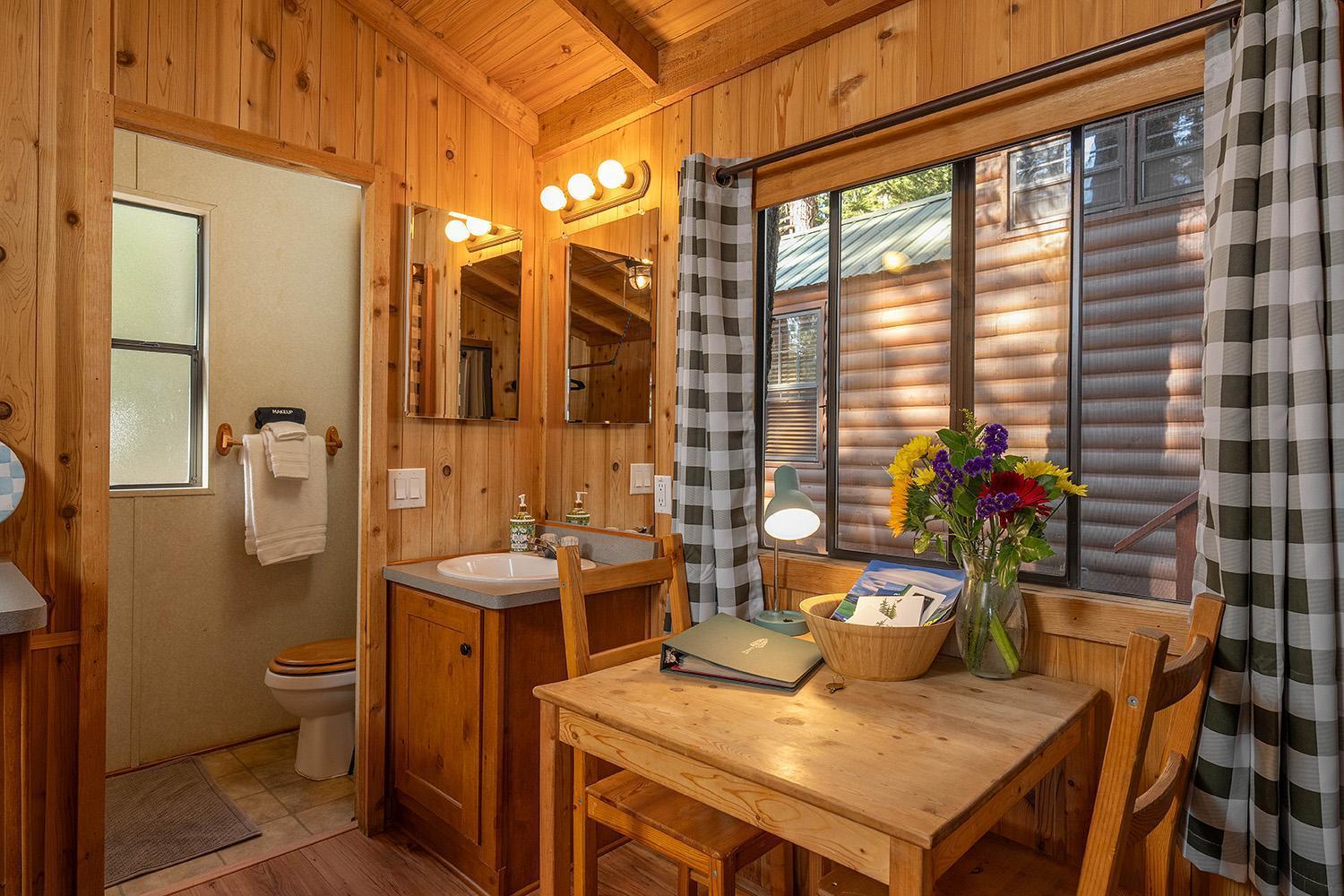 Camp Almanor At Big Springs Hotell Westwood Exteriör bild